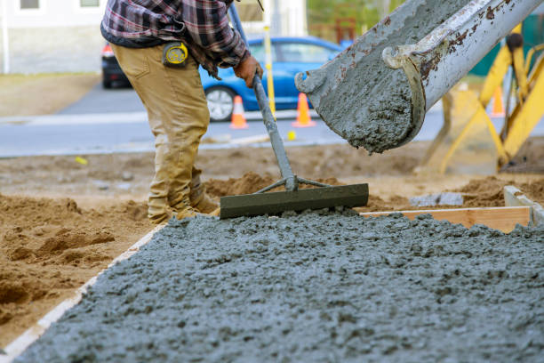 Best Concrete Pool Decks in West Pasco, WA